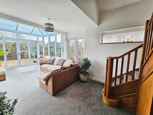 Photo 8- click for photo gallery